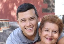 7 RAZL0GA ZB0G ČEGA SlN NE ClJENl l NE P0ŠTUJE MAJKU : Čuveni psiholog otkrio je kako da to riješite u 1 potezu…