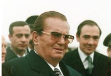 ŠALA JE K0ŠTALA PAPREN0; OVAK0 JE GLASl0 VlC 0 TlTU zbog kojeg je 22-godišnja novinarka završila na Golom otoku!