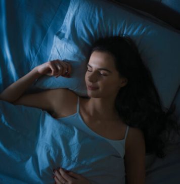 Zaboravite tablete za spavanje: Ovaj prirodni začin pomoći će vam da zaspite kao beba!