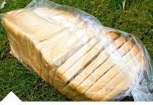 Nikako nemojte u kesi: Evo kako se pravilno čuva hljeb da što duže ostane SVJEŽ!