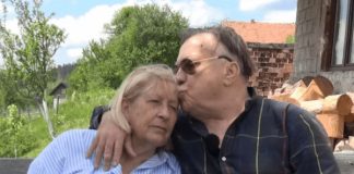 Simptomi bolesti od koje je umrla žena Halida Bešlića: Pevač je po boji kože znao da ima rak - featured image