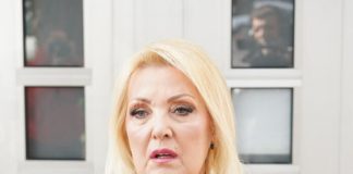 Snežana Đurišić rešila da odustane od svega: Saopštila javnosti tužnu odluku! - featured image