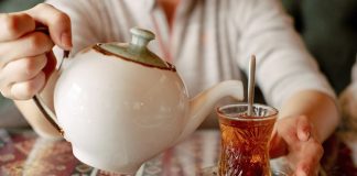 Dijetetičarka otkrila koji čaj čini ČUDA za srce, mozak i creva – ali jedna stvar može sve da vam POKVARI! - featured image