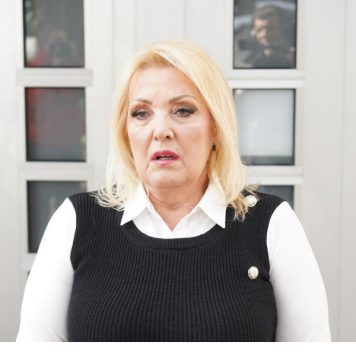 Snežana Đurišić rešila da odustane od svega: Saopštila javnosti tužnu odluku! Snežana Đurišić rešila da odustane od svega: Saopštila javnosti tužnu odluku! - featured image