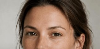 Žena bez šminke? Evo šta to govori o njoj - featured image