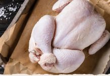MNOGI OBOŽAVAJU TO DA JEDU, A NE ZNAJU DA JE NAJOPASNJI DIO PILETINE: Nutricionista otkriva zašto uništava organizam