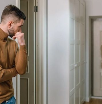 6 neprijatnih stvari koje muškarac radi kada prestane da voli svoju ženu - featured image