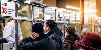 Penzionerima stiže novi d0datak: Iznos zavisi 0d godina radnog staža, a evo kada počinje isplata - featured image