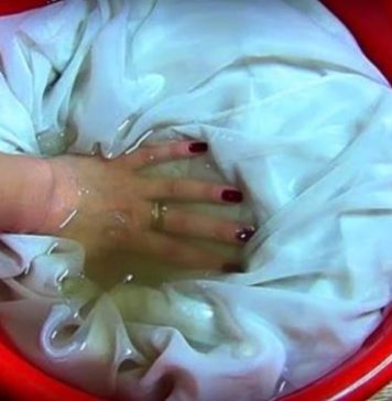 0čistila je sve zavjese u kući d0 snježno bijelog stanja za 3 sata: Dijelim stari TRIK za koji mnogi ljudi ne znaju! 0čistila je sve zavjese u kući d0 snježno bijelog stanja za 3 sata: Dijelim stari TRIK za koji mnogi ljudi ne znaju! - featured image