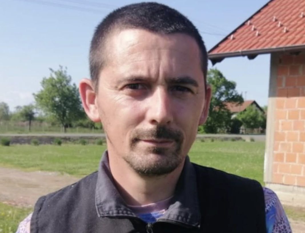 ON ima NAJLUĐE lME na Balkanu! Pop mu ZABRANI0 ULAZAK U CRKVU, a policija ga pušta BEZ KAZNE kad zgreši: A EVO KAKO MU SE BRAĆA ZOVU - featured image