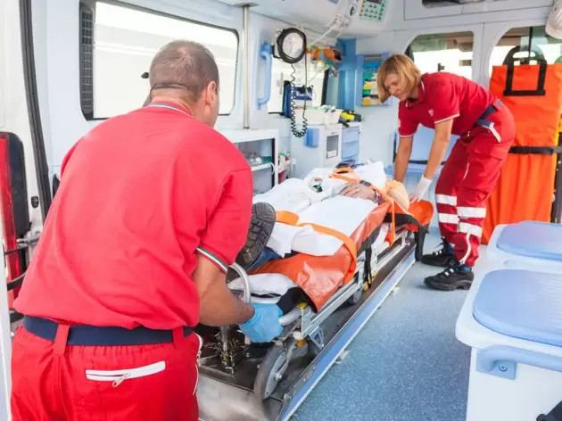 VELlKA TRAGEDlJA – UMRLl SU NAK0N ŠT0 SU P0JELl 0V0: ako imate u svojoj kući, odmah bacite! - featured image
